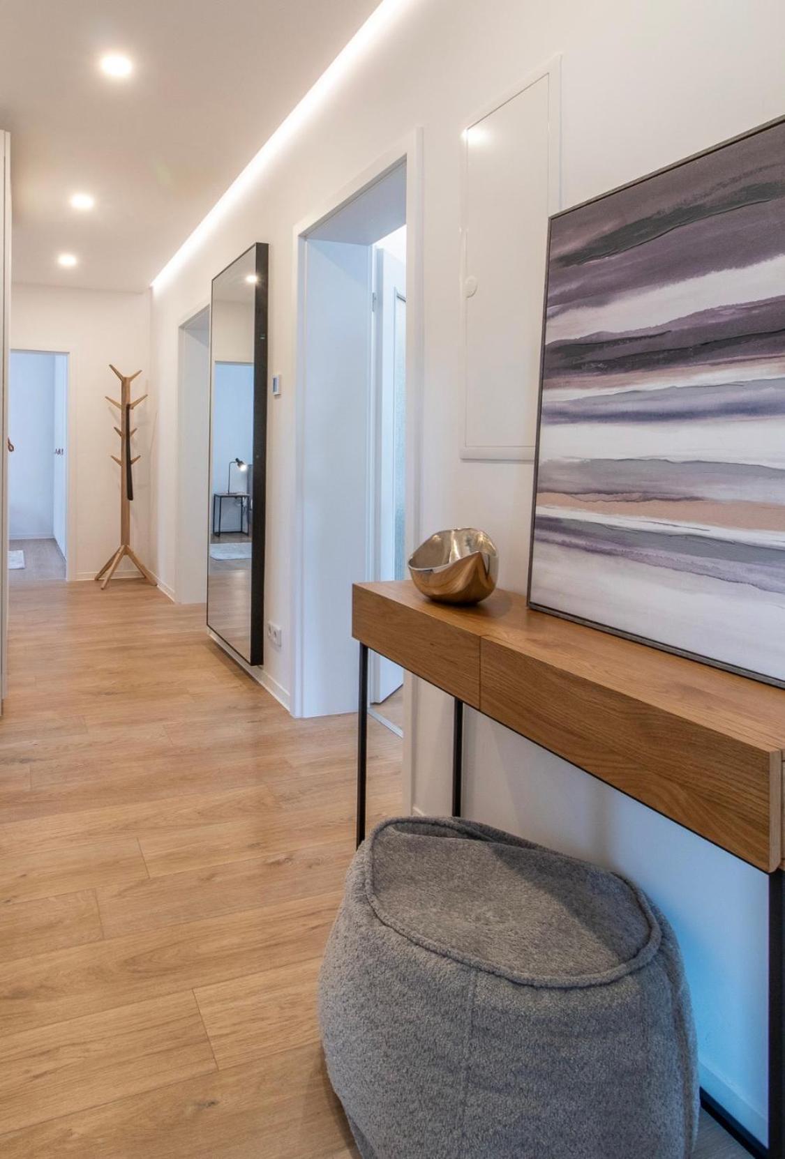 Stilvolles City-Apartment I Netflix I Wlan L Stellplatz I Zentral Schwarzenberg  Esterno foto