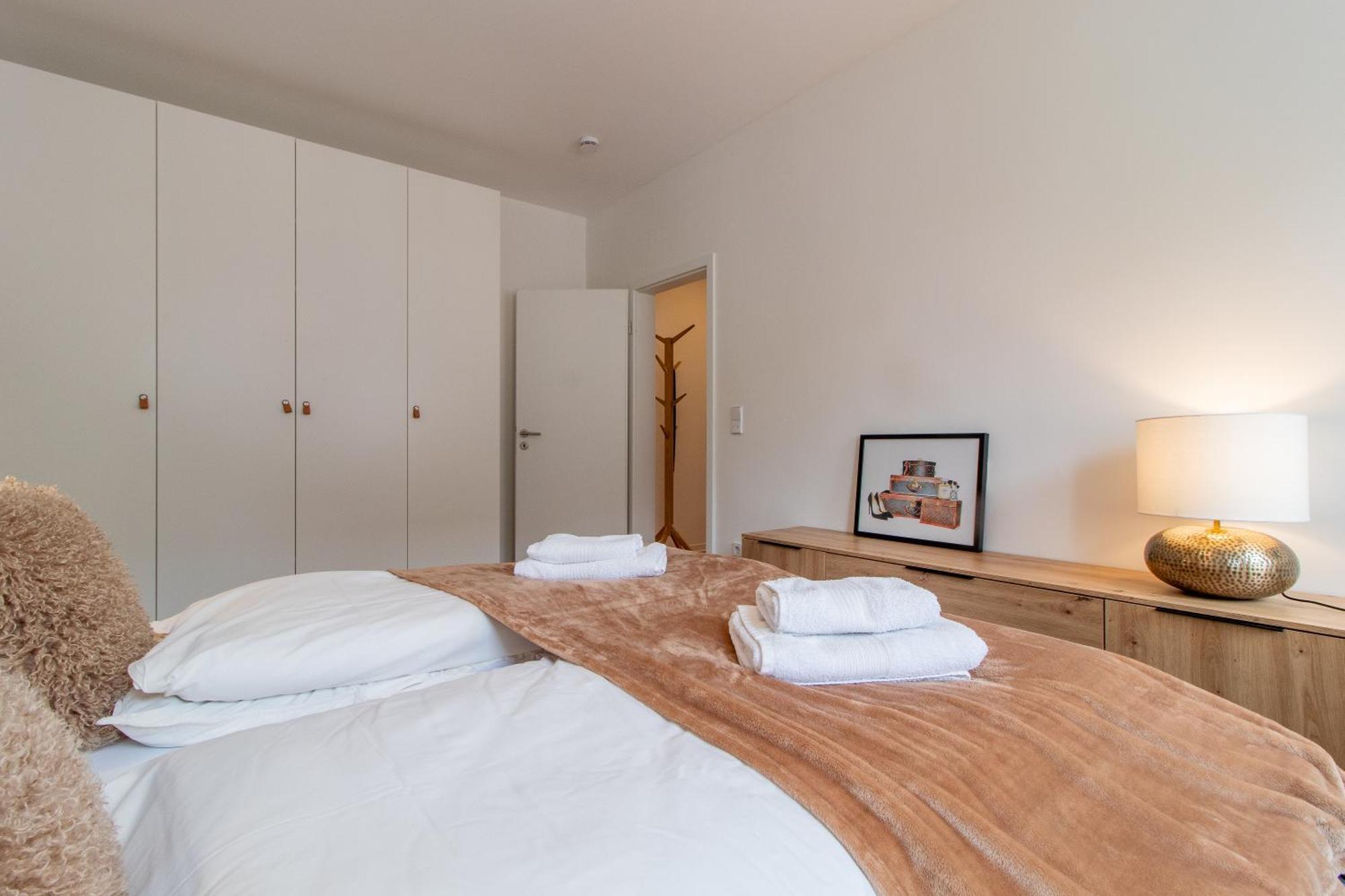 Stilvolles City-Apartment I Netflix I Wlan L Stellplatz I Zentral Schwarzenberg  Esterno foto